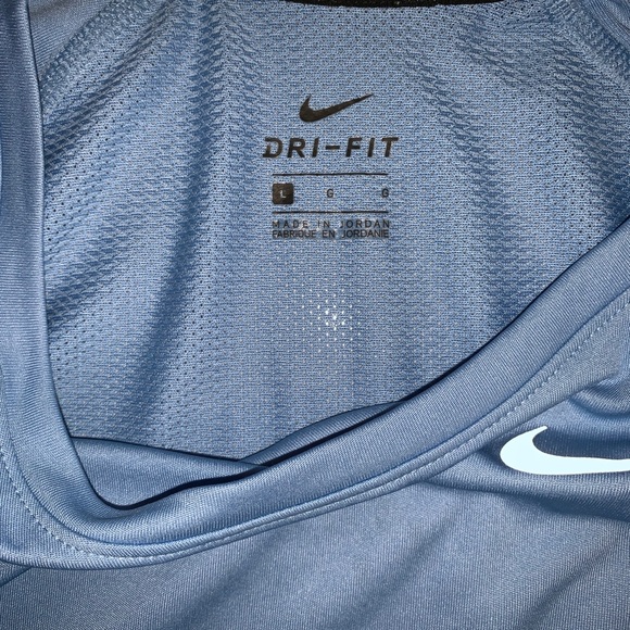 Nike* T-Shirt - Picture 4 of 4